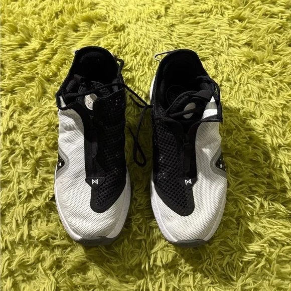 Nike PG 4 - Picture 2 of 4